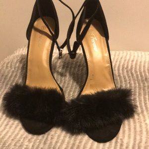 Woman’s high heel black fur Forever shoes. Size 9